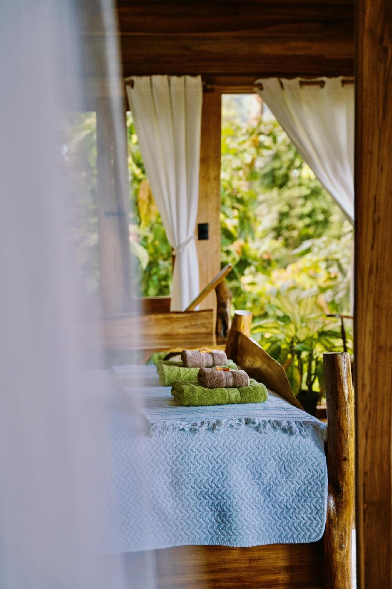 Jungle Spirit Treehouse Villa Cahuita Exterior foto