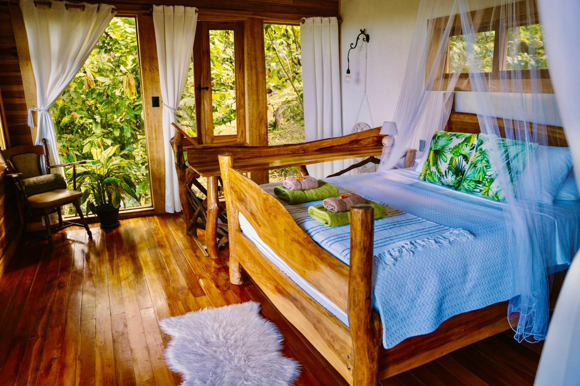 Jungle Spirit Treehouse Villa Cahuita Exterior foto